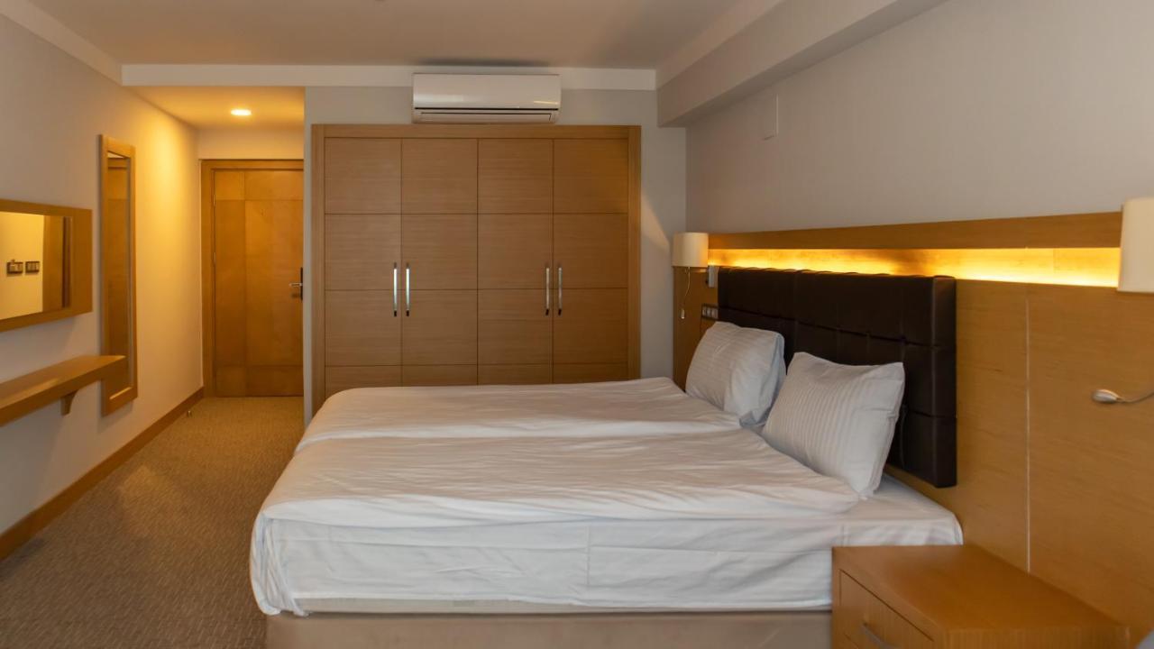 Lotuspark Hotel 부루사 외부 사진