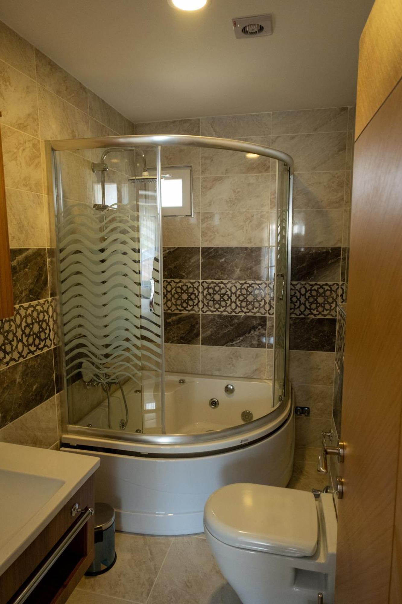 Lotuspark Hotel 부루사 외부 사진